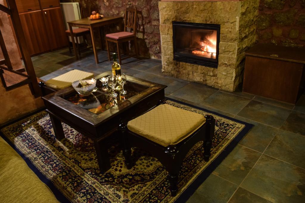 Paliokastro Guesthouse Kato Sinikia Trikalon Ruang foto