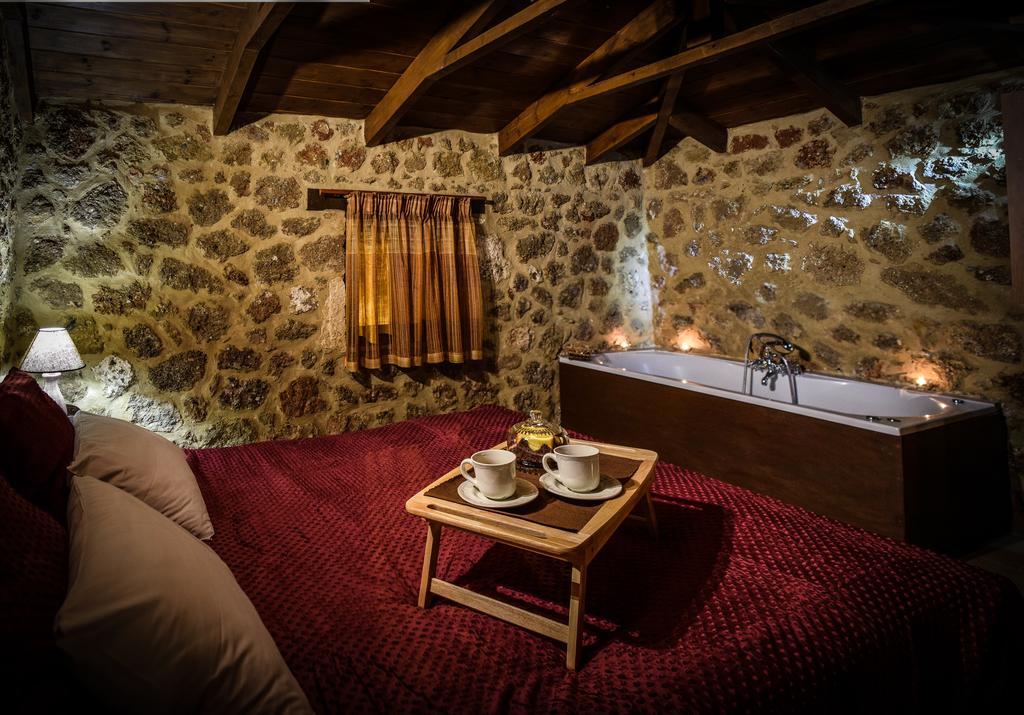 Paliokastro Guesthouse Kato Sinikia Trikalon Ruang foto